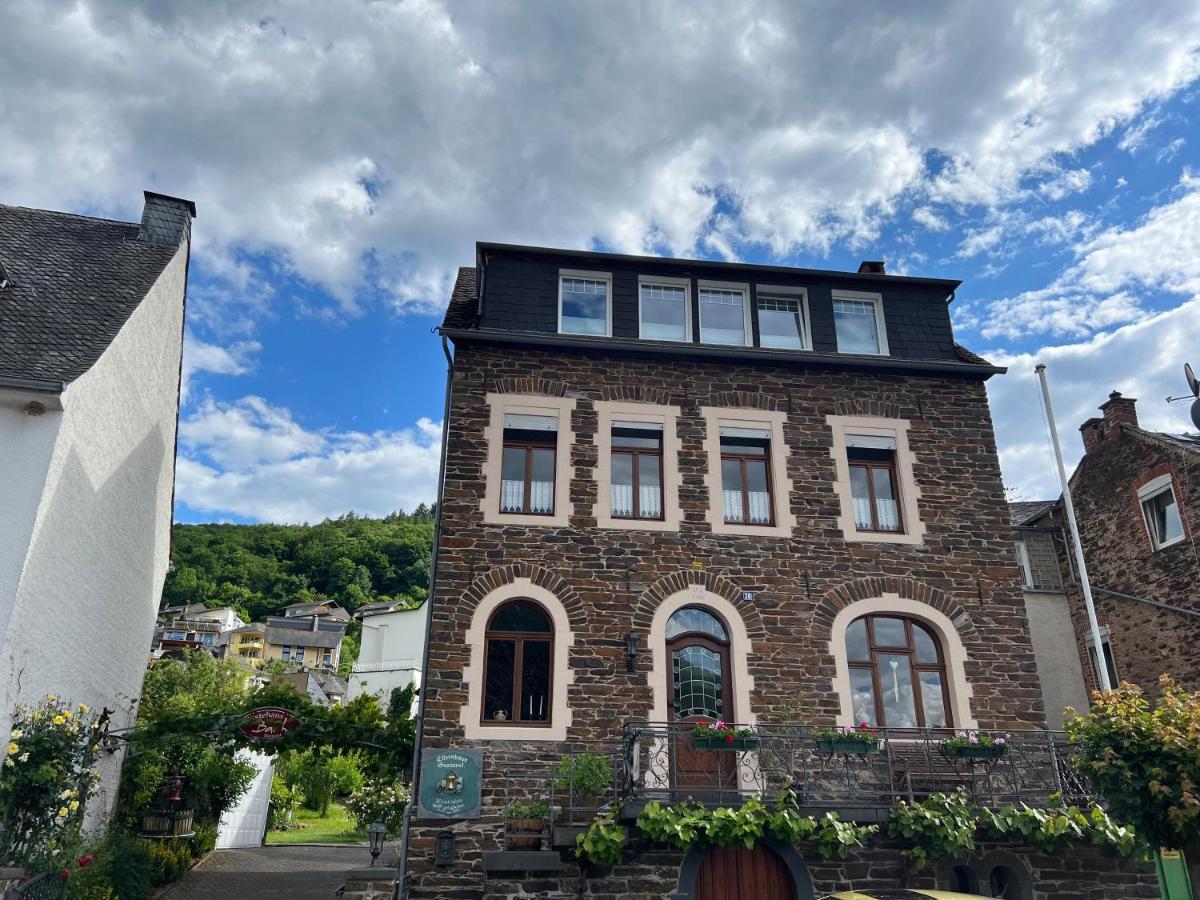 Weingut Gaestehaus Bach Cochem Exterior photo
